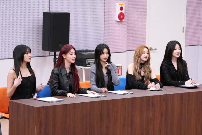 JTBC '아는형님'에 출연한 (여자)아이들. / 사진=JTBC