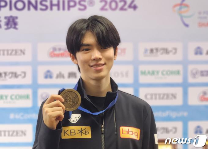 [사진] 차준환, 4대륙선수권 2년 만에 메달