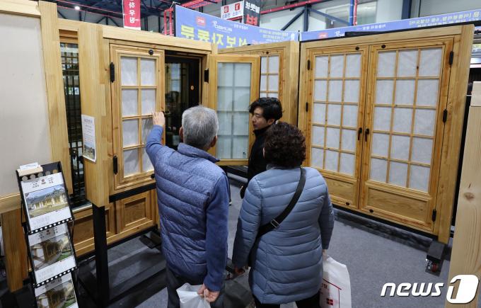[사진] '한옥으로 전원주택을 꾸며볼까?'