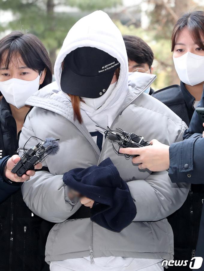 [사진] 모텔서 생후 2개월 남짓 쌍둥이 사망 '친모 묵묵부답'