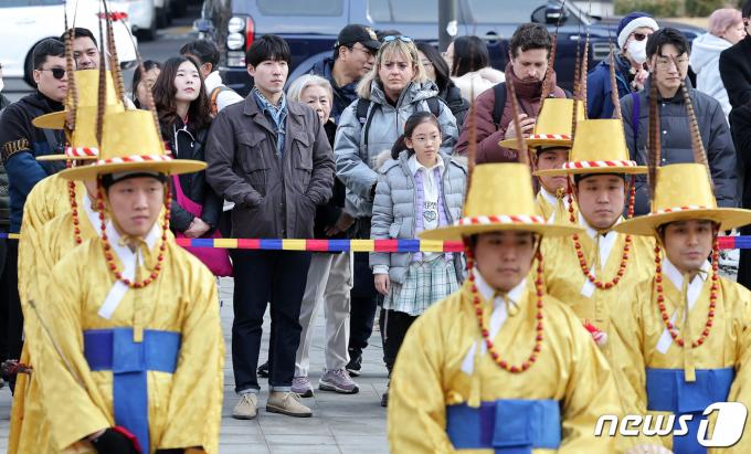 [사진] '수문장 교대식이 궁금해'