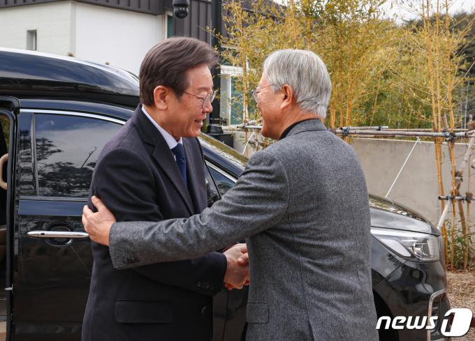 [사진] 이재명 대표, 문재인 전 대통령 예방