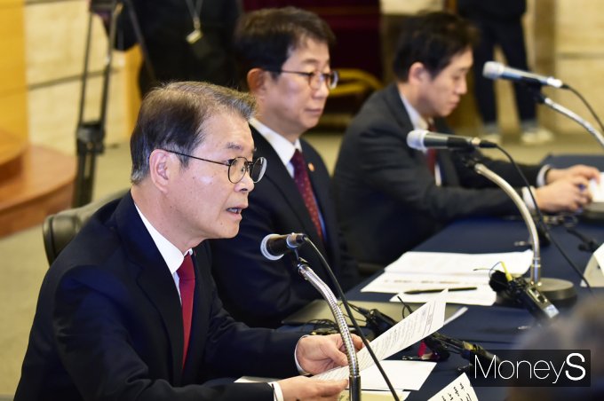 ▲ 발언하는 이정식 고용노동부 장관
