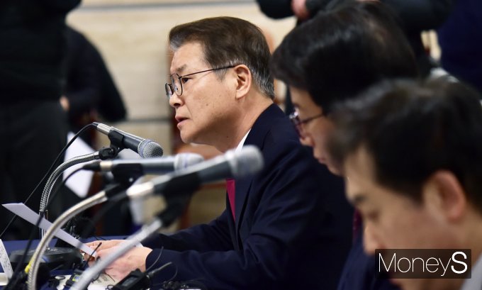 [머니S포토] 이정식 