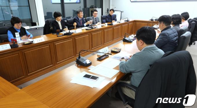 [사진] 이기일 차관, 난임시술 의료기관 전문가 간담회