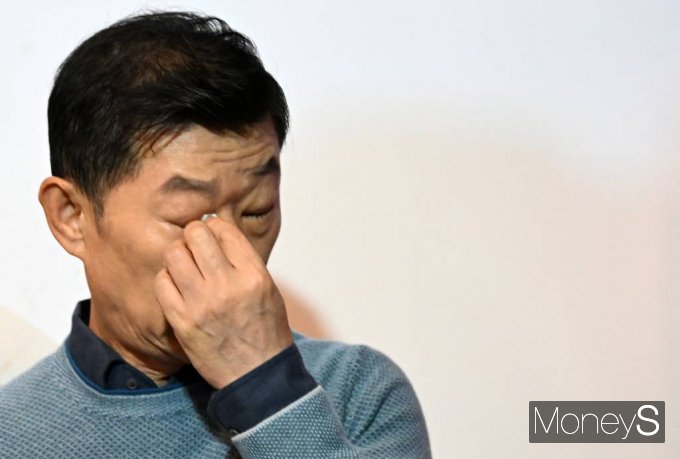 하림그룹의 HMM 인수가 최종 무산됐다. 사진은 김홍국 하림그룹 회장. /사진=임한별 기자