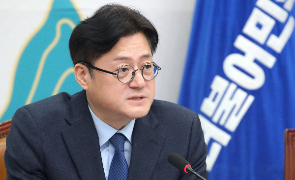7일 홍익표 더불어민주당 원내대표가 정부의 의대 정원 확대 발표에 아쉬움을 토로했다. 이날 오전 서울 여의도 국회에서 열린 최고위원회의에서 발언하는 홍 원내대표. /사진=뉴스1