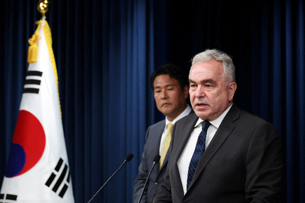 조 바이든 미국 행정부 내에서 미국과 아시아의 관계를 총괄해온 커트 캠벨 미국 국무부 부장관 후보자가 6일(이하 현지시각) 의회 인준 절차를 통과했다. 사진은 지난 7월18일 커트 캠벨 후보자가 김태효 국가안보 부보좌관과 서울 대통령 집무실에서 기자회견을 하고 있는 모습. /사진=로이터