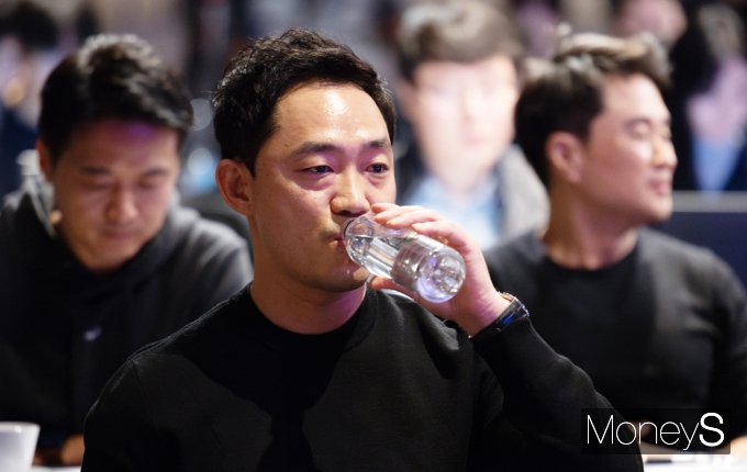 [머니S포토] 스테이지엑스 