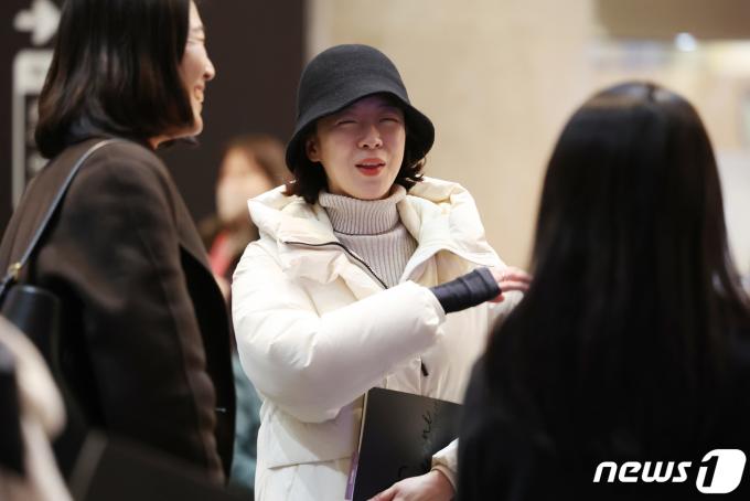[사진] 김예지 의원 콘서트 찾은 배현진 의원