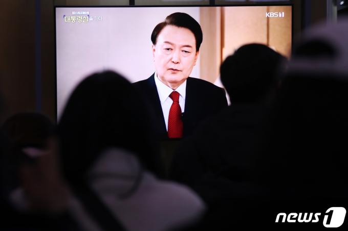 [사진] 신년 대담서 국정 현안 밝히는 윤 대통령