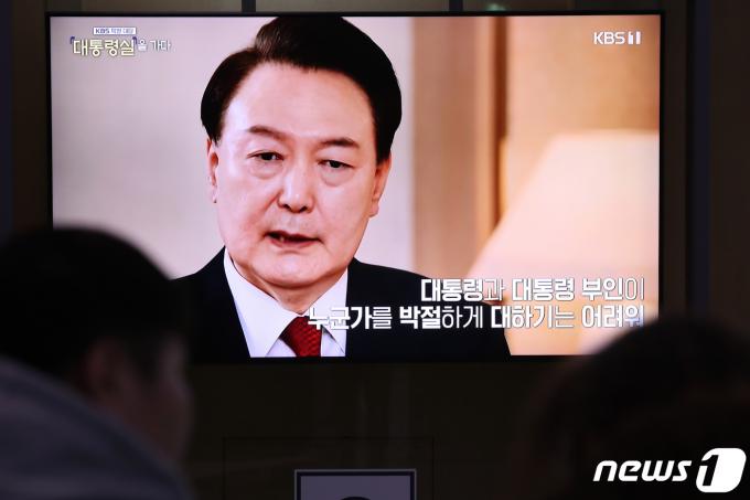 [사진] 김건희 여사 논란 관련 입장 밝히는 윤 대통령