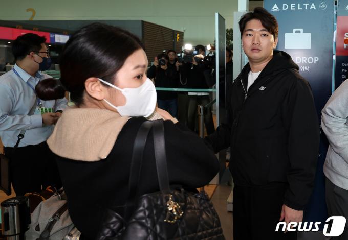 [사진] 샌디에이고 스프링캠프 떠나는 고우석