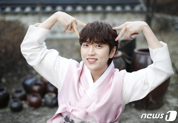 [사진] B1A4, 설날 귀요미