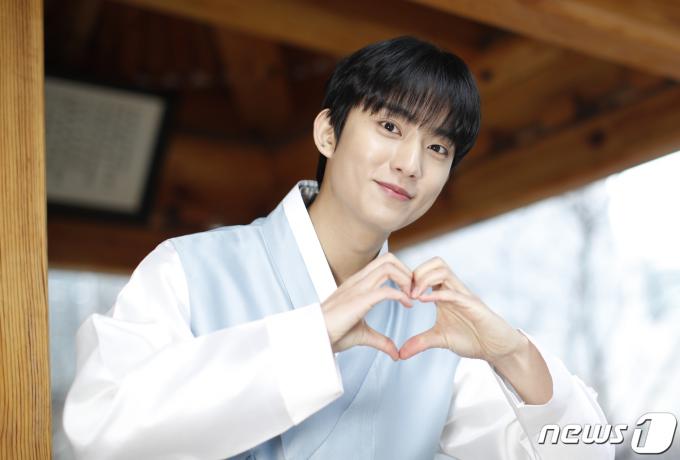 [사진] B1A4 공찬, 심쿵