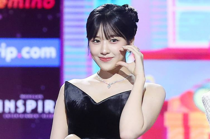 그룹 아이브 안유진이 새로운 모습을 선보인다. 사진은 '2023 SBS 가요대전' 레드카펫 행사에 참석한 안유진. /사진=머니투데이DB