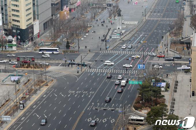 [사진] 여유로운 도심