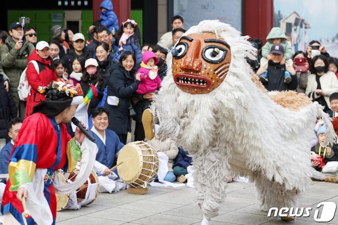 [사진] '봉산탈춤 한마당'