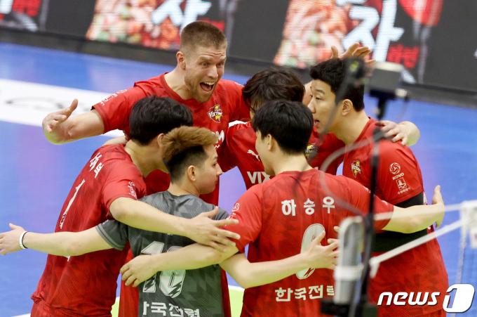 [사진] 한국전력 '득점 성공!'