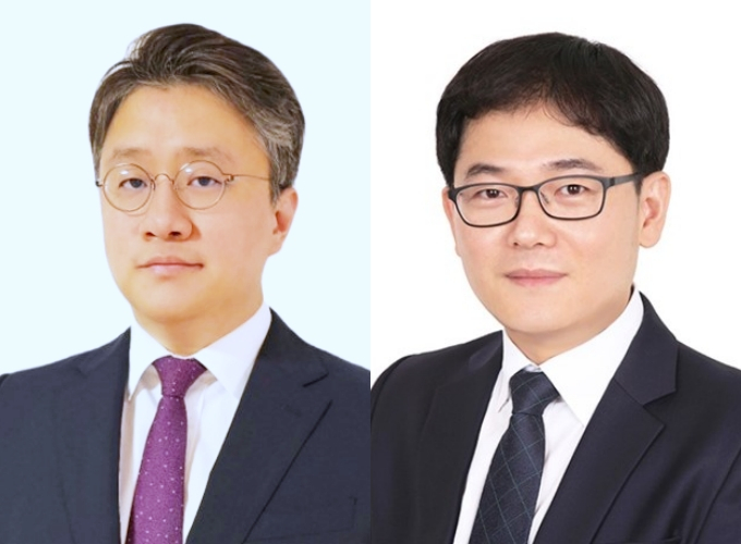네이처 커뮤니케이션스 게재 논문 공동 교신저자인 배규열 포스코 수석연구원(왼쪽)과 문준오 국립창원대 교수. /사진=포스코