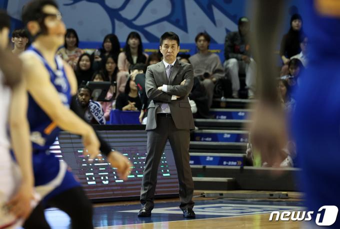 [사진] 김상식 감독, 6연패 사슬 끊어야 해