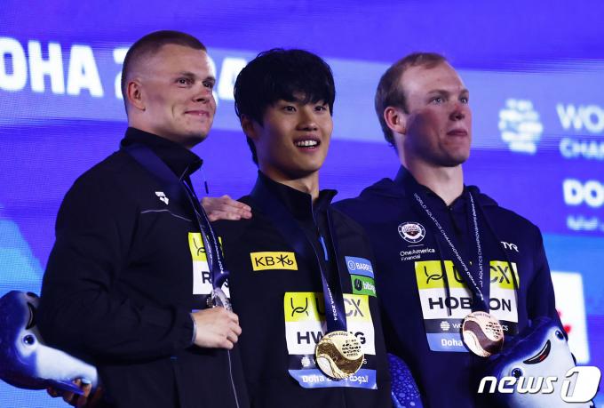 [사진] 자유형 200m 금메달 차지한 황선우