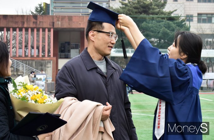 ▲ 부모님 덕분에 여기까지 왔습니다. 사랑하고 감사해요