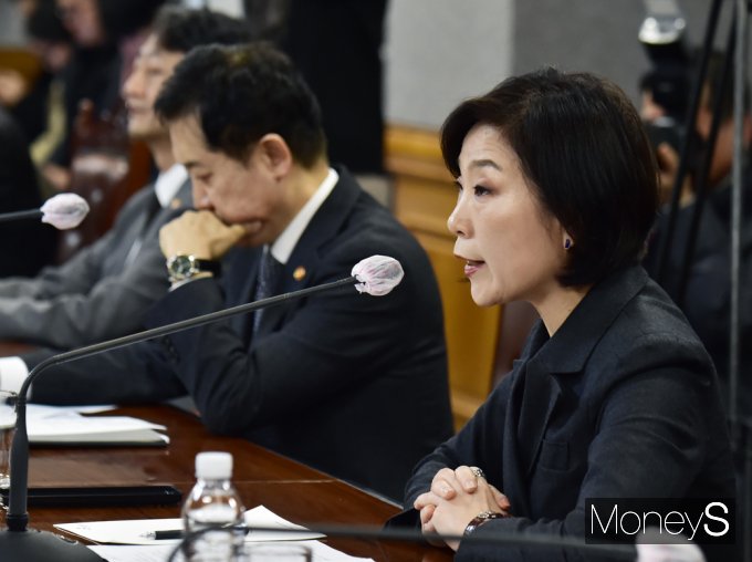 [머니S포토] 오영주 