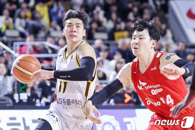 [사진] LG 양홍석 '힘차게!'