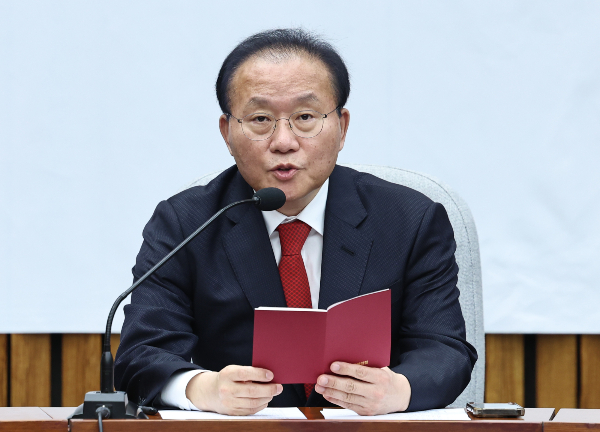 16일 윤재옥 국민의힘 원내대표가 최근 이어진 북한의 무력도발과 관련해 더불어민주당을 비판했다. 사진은 이날 오전 서울 여의도 국회에서 열린 원내대책회의에서 모두발언하는 윤 원내대표. /사진=뉴스1