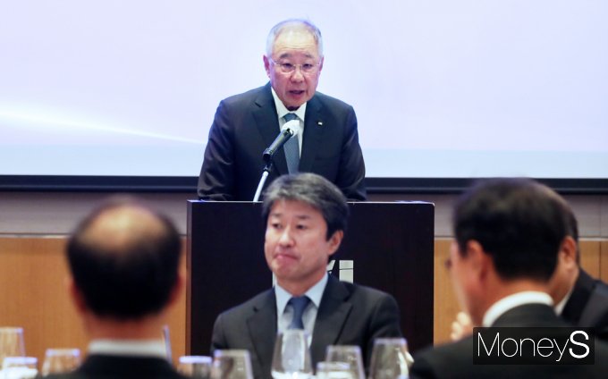 [머니S포토] 한경협 류진 