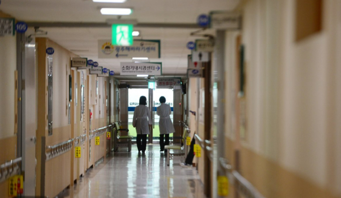 국민의힘이 집단 파업을 예고한 의료계를 향해 "법과 원칙에 따라 엄정히 처리할 것"이라고 전했다. 사진은 지난 16일 광주 동구 조선대학교 병원. /사진=뉴스1