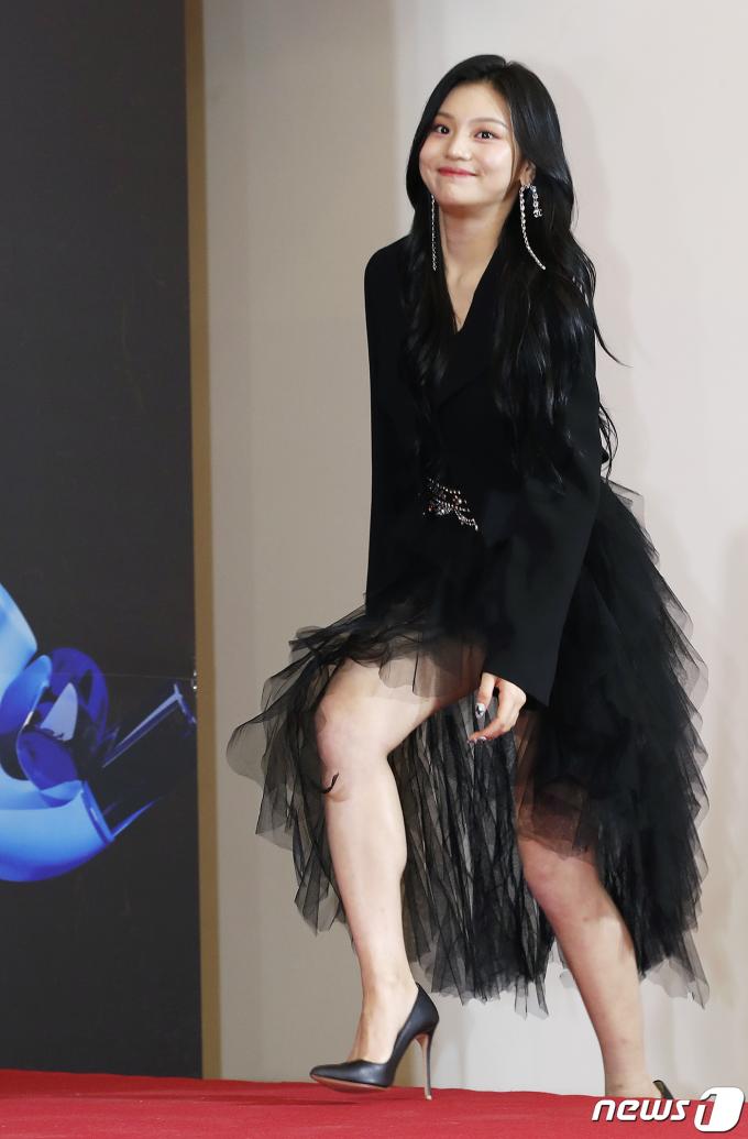 [사진] 비비지 엄지, 블랙 섹시미
