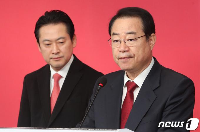 [사진] 공천 심사결과 발표하는 정영환 위원장