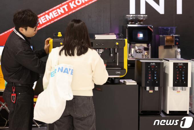 [사진] 다양한 커피 기기를 만날 수 있는 '2024 서울 카페&베이커리 페어