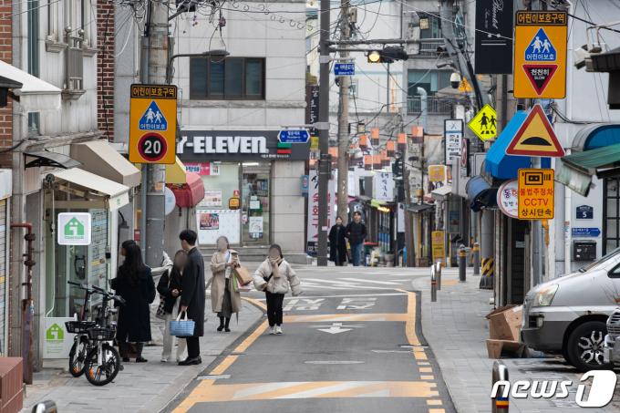 [사진] 서울시, 폭 8m 이하 통학로 제한속도 하향