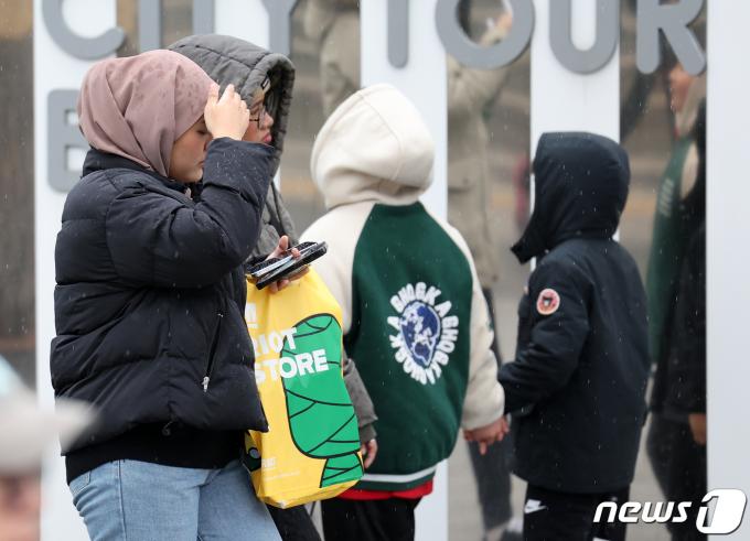 [사진] '비 내리는 서울'
