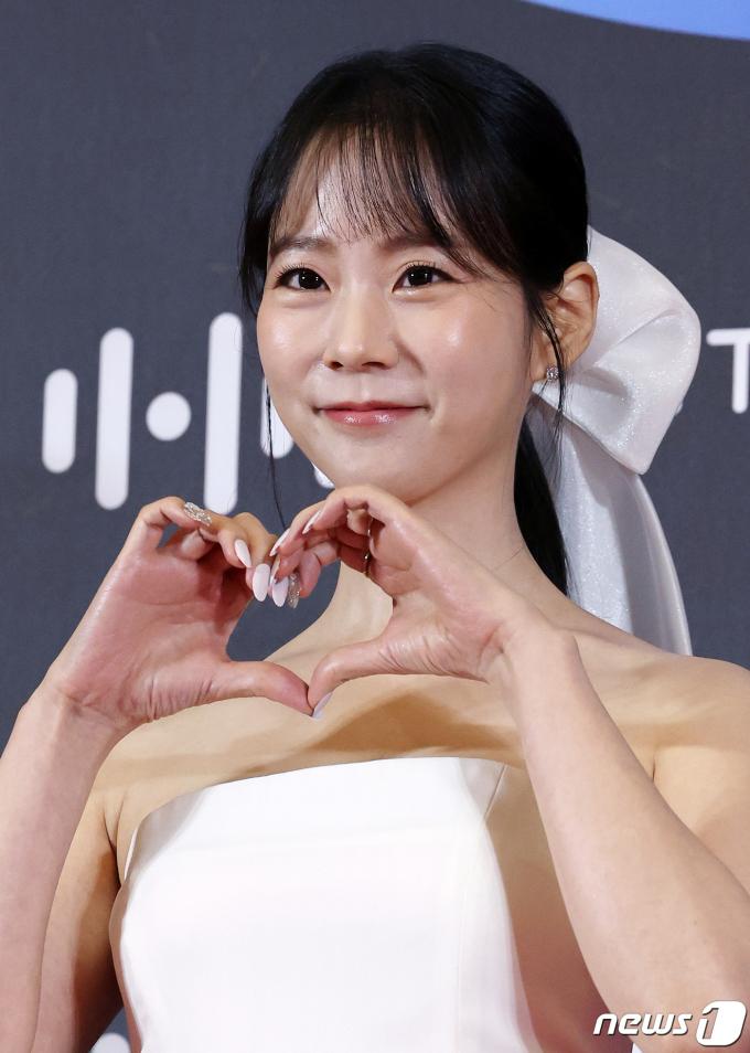 [사진] 한승연, 사랑스러워