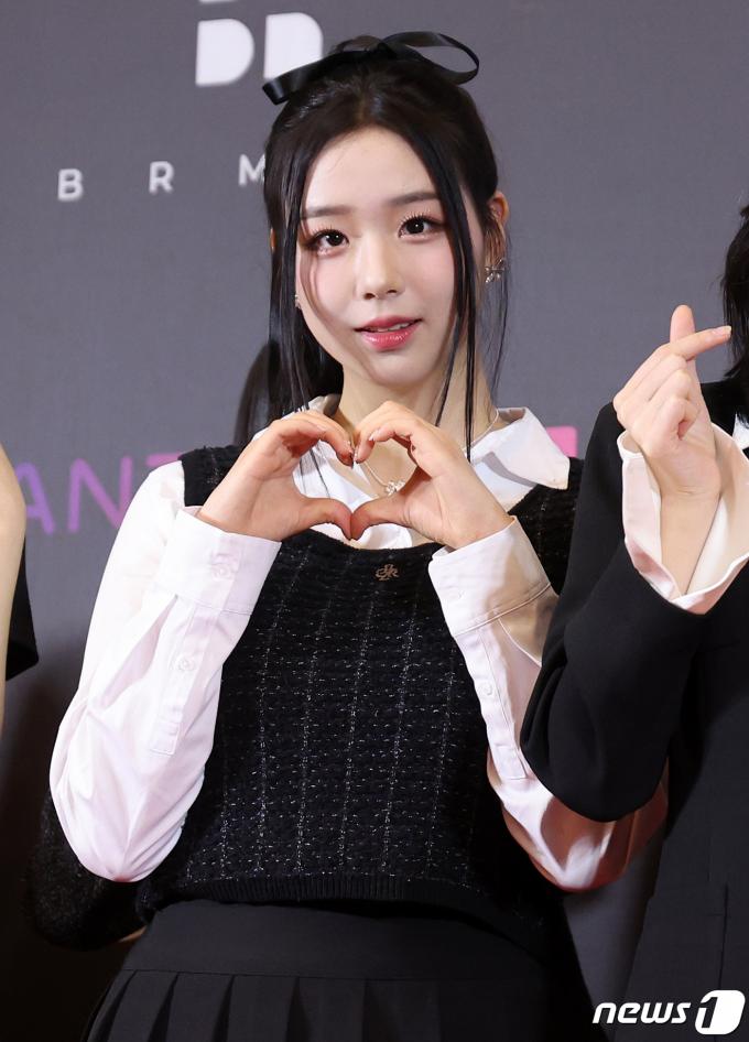 [사진] 트리플에스 김채연, 사랑스러워