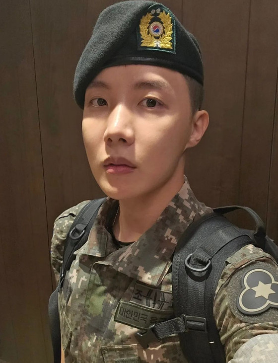 제이홉 SNS