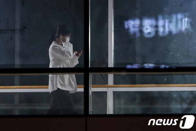 [사진] 의대생 증원 반발…집단사직 움직임