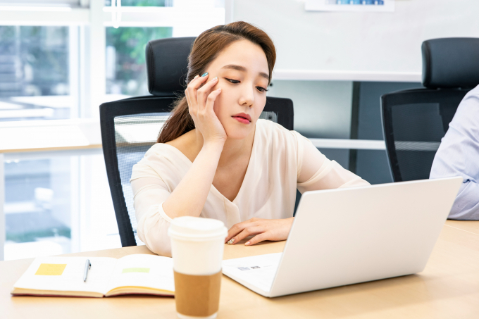 과거에 비해 집중력을 잃었다고 말하는 직장인이 늘고 있다. /사진=이미지투데이