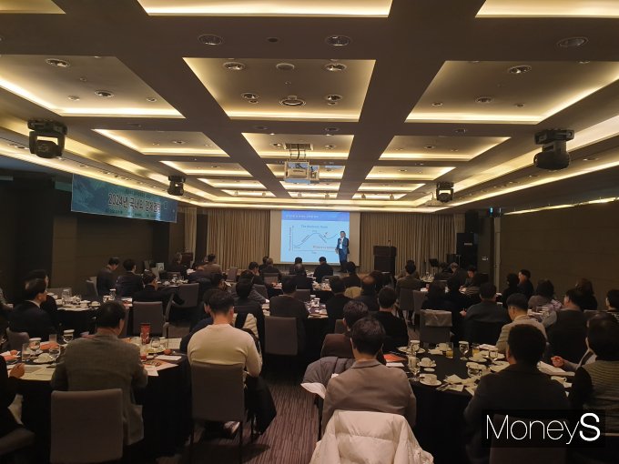  광주상공회의소는 오는 27일 라마다플라자광주호텔 대연회장에서 제265차 광주경제포럼 조찬강연회를 개최한다. 사진은 올해초 열린 광주경제포럼/사진=광주상의 제공.