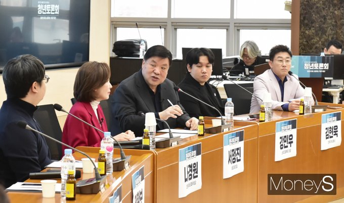 [머니S픽] 셀트리온 서정진, 미래세대 만나 '청년의 미래 성공기업가 정신' 토론