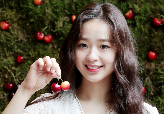 전 리듬체조 국가대표 손연재가 건강한 아들을 출산했다. 사진은 지난 2020년 7월 서울 종로구 종로타워에서 진행된 미국북서부체리협회 '체리데이' 행사에 참석한 손연재. /사진=머니투데이