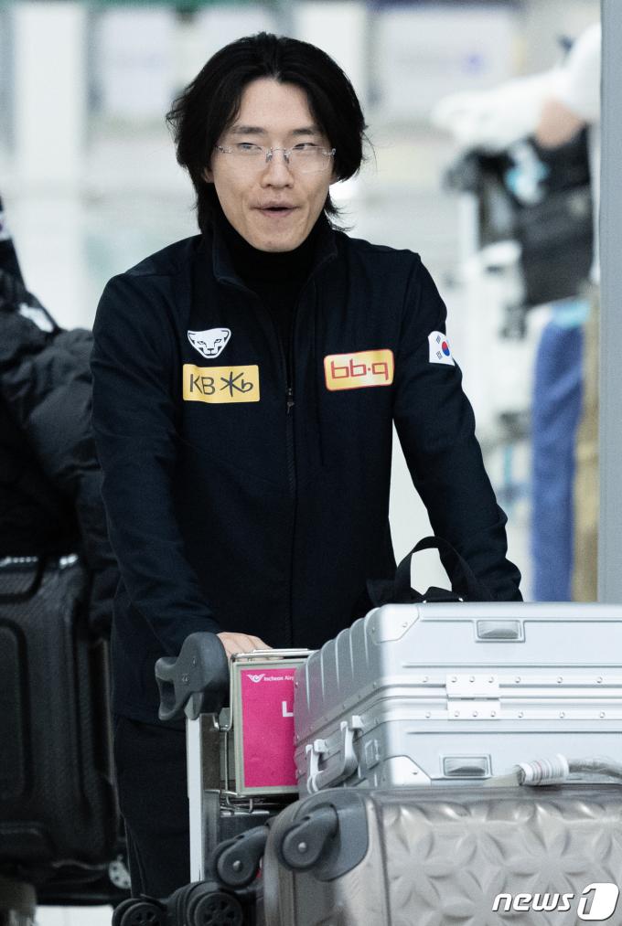 [사진] 인천공항 들어서는 서이라