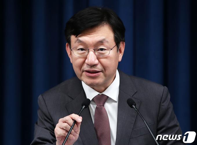 성태윤 대통령실 정책실장이 2일 용산 대통령실 청사에서 제5~8차 민생토론회 관련 브리핑을 하고 있다. 2024.2.2/뉴스1 ⓒ News1 오대일 기자