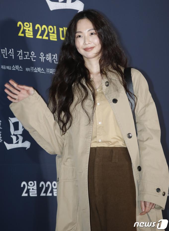 [사진] 금새록, 영화관 분위기 여신