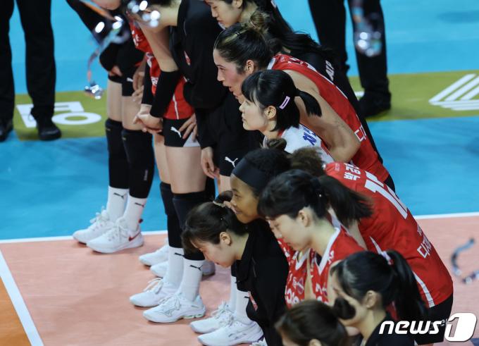 [사진] 23연패 수렁에 빠진 페퍼저축은행