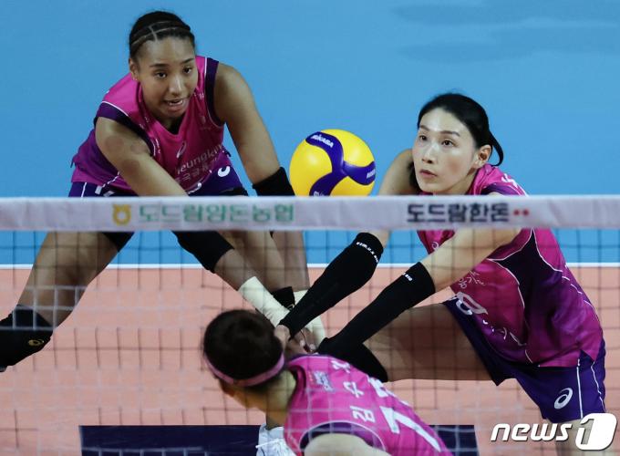 [사진] 김연경 '나한테 맡겨'